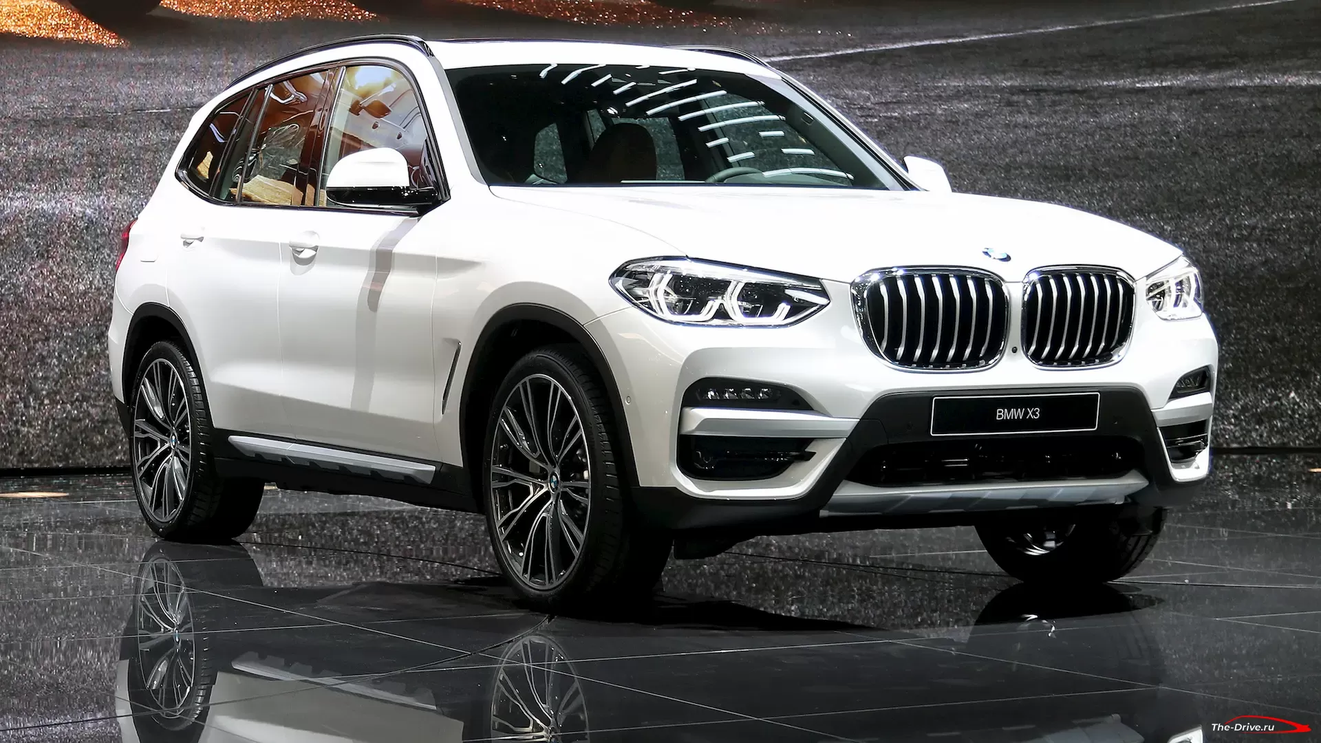 Цены на BMW X3 xDrive30e PHEV начинаются с $49,545