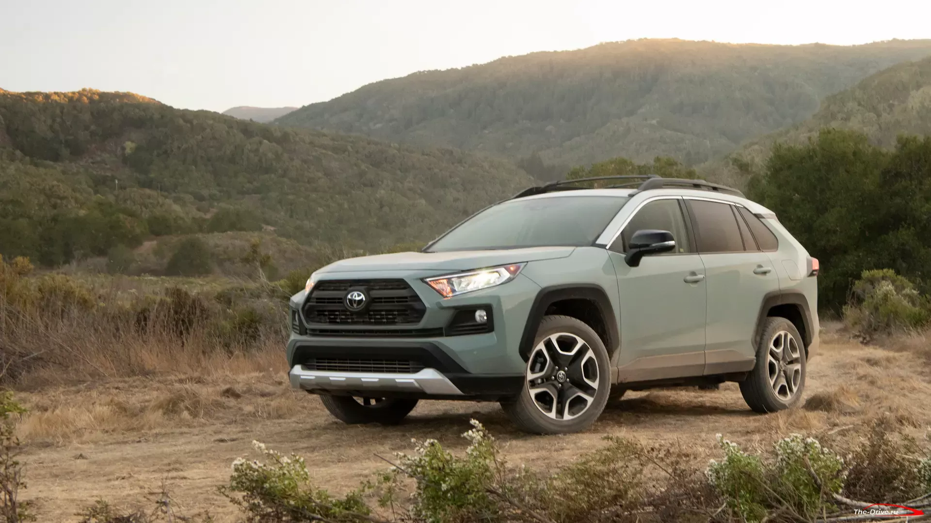 Toyota RAV4 пересекает 10 миллионов продаж
