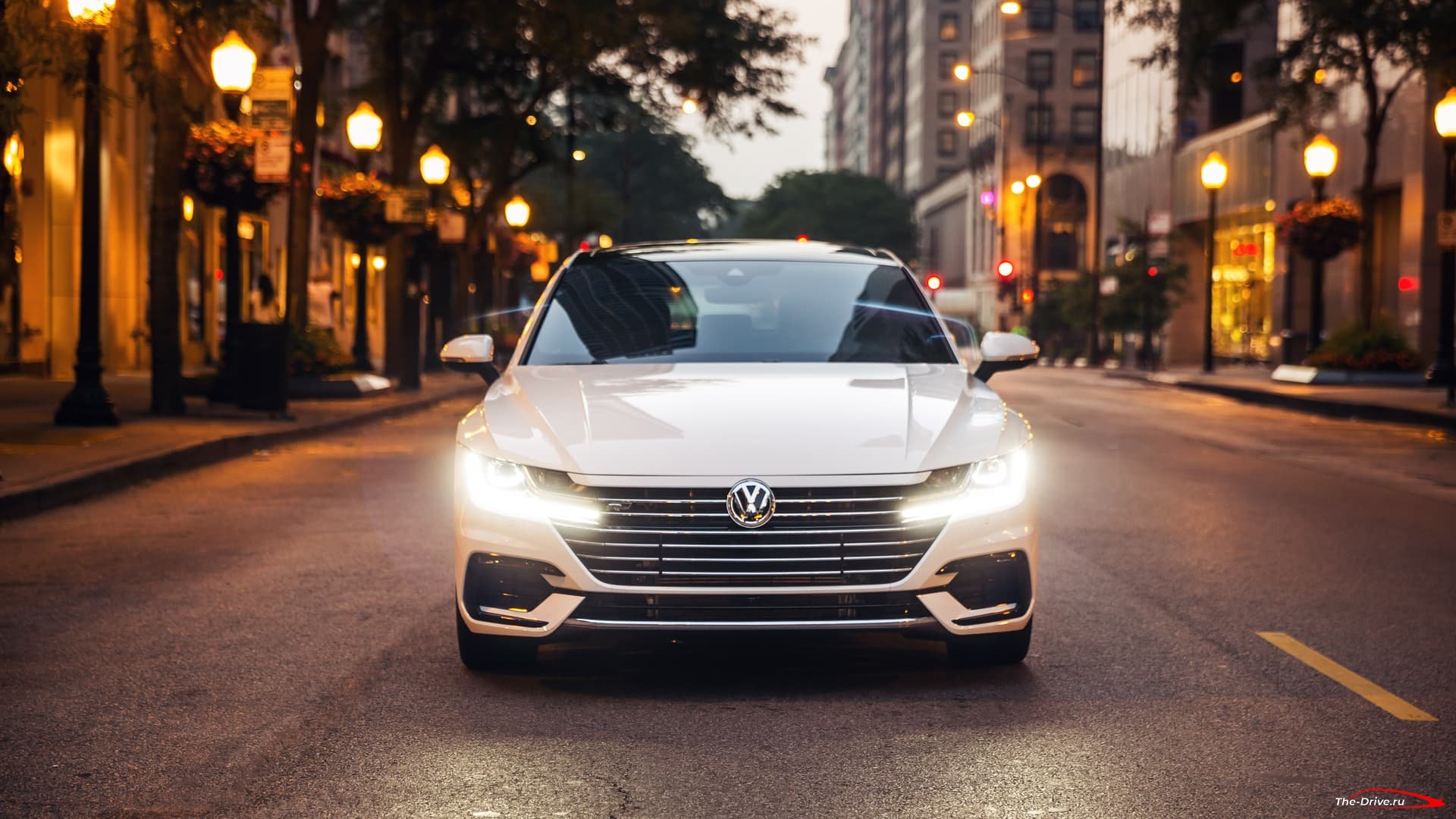 Volkswagen Arteon 2020 года | Улучшенные фары делают его лучшим выбором для безопасности IIHS