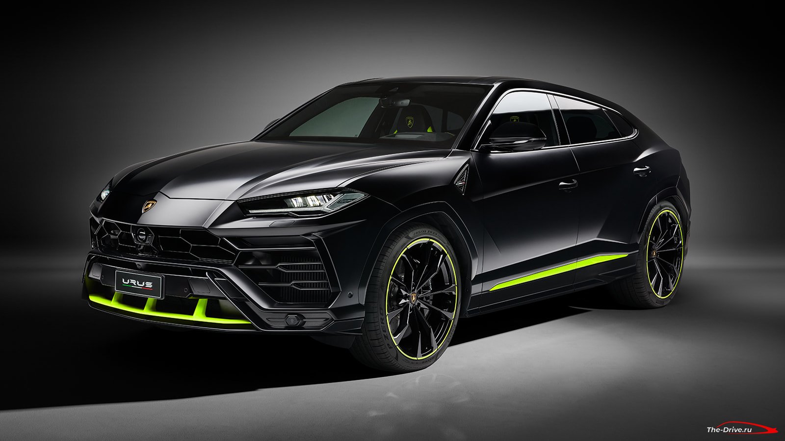 Lamborghini Urus Graphite Caspule 2021 года - Графитовая капсула. Все о контрасте